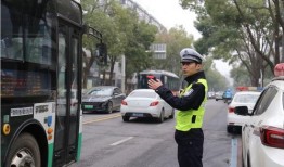 武汉交警队爆料事件最新,揭秘背后真相与争议
